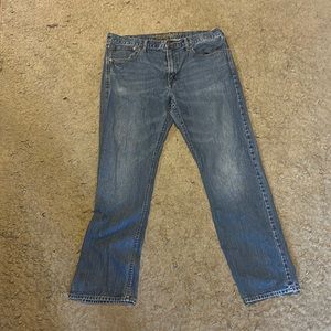 American Eagle Loose Jeans 38x34 (darker wash)